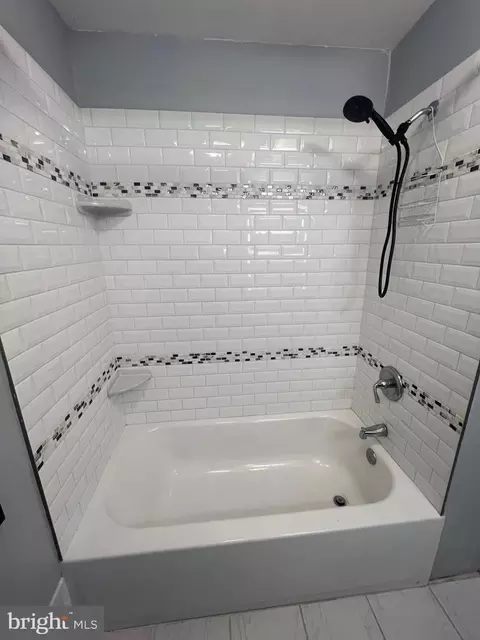Bath - 11321 College View Dr, Silver Spring, MD 20902 photo 5 of 11