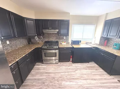 Kitchen - 11321 College View Dr, Silver Spring, MD 20902 photo 2 of 6