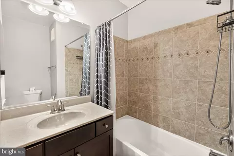 Bath - 3911 Doc Berlin Dr #37, Silver Spring, MD 20906 photo 2 of 2