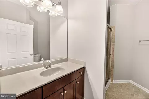 Bath - 3911 Doc Berlin Dr #37, Silver Spring, MD 20906 photo 1 of 2