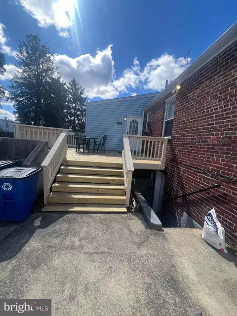 Exterior - 10149 Sutherland Rd, Silver Spring, MD 20901 photo 5 of 6