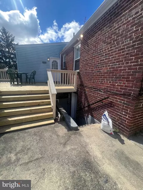 Exterior - 10149 Sutherland Rd, Silver Spring, MD 20901 photo 6 of 6