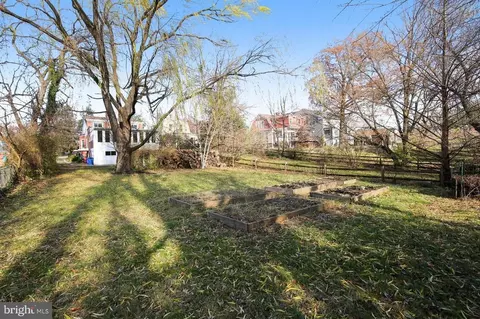 Exterior - 746 Thayer Ave, Silver Spring, MD 20910 photo 8 of 9