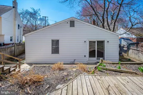 Exterior - 11852 Huggins Dr, Silver Spring, MD 20902 photo 2 of 21