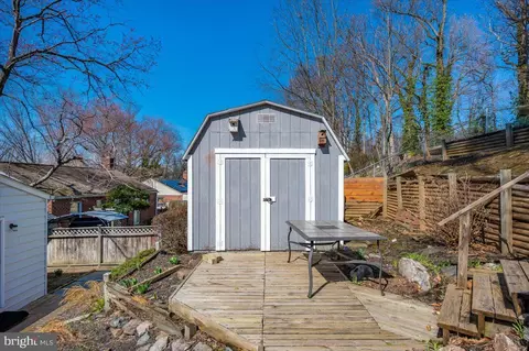 Exterior - 11852 Huggins Dr, Silver Spring, MD 20902 photo 7 of 21