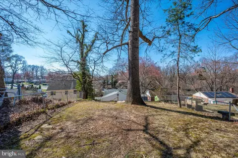 Exterior - 11852 Huggins Dr, Silver Spring, MD 20902 photo 13 of 21