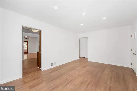 Living - 11852 Huggins Dr, Silver Spring, MD 20902 photo 4 of 9
