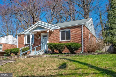 Exterior - 11852 Huggins Dr, Silver Spring, MD 20902 photo 15 of 21