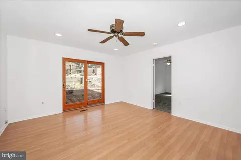 Living - 11852 Huggins Dr, Silver Spring, MD 20902 photo 7 of 9