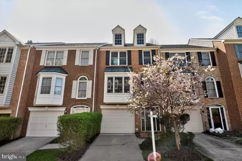 5429 Whitley Park Ter, Bethesda, MD 20814