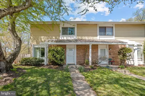 18702 Ginger Ct, Germantown, MD 20874