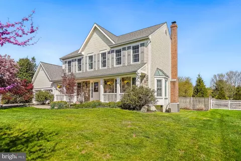 19603 Seymour Ct, Poolesville, MD 20837 photo 3