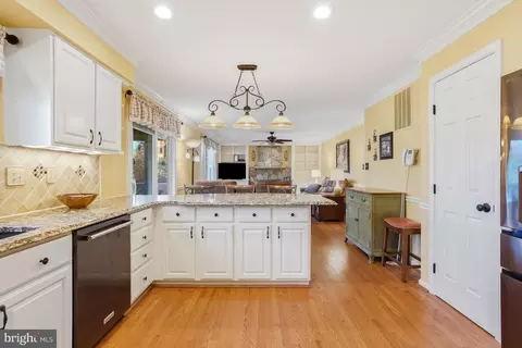 19603 Seymour Ct, Poolesville, MD 20837 photo 24