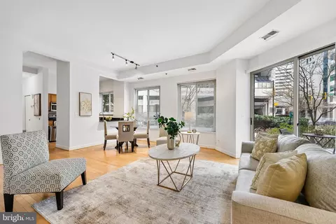 7500 Woodmont Ave #SL15, Bethesda, MD 20814