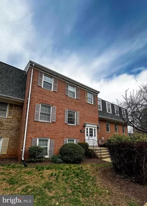 712 Quince Orchard Blvd #712-10, Gaithersburg, MD 20878