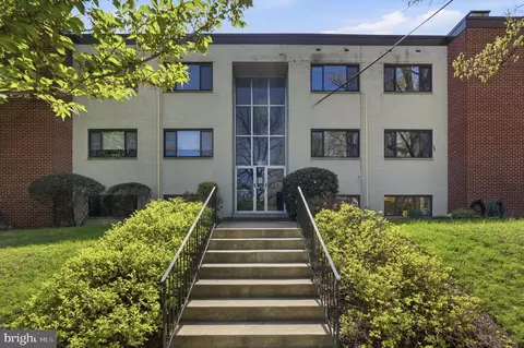 407 Tulip Ave #104, Takoma Park, MD 20912