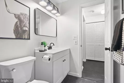Bath - 9804 Highview Ave, Damascus, MD 20872 photo 2 of 3