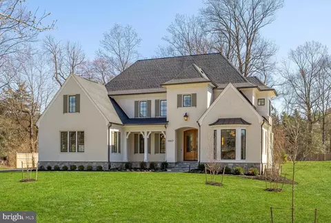 9117 Redwood Ave, Bethesda, MD 20817