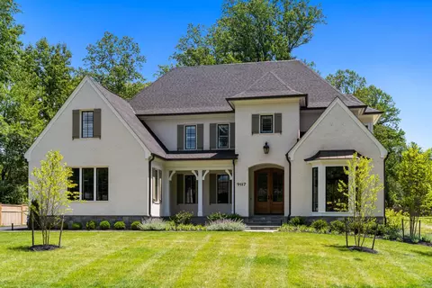 9117 Redwood Ave, Bethesda, MD 20817