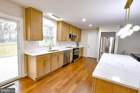Kitchen - 2800 Gunarette Way, Silver Spring, MD 20906 photo 6 of 6