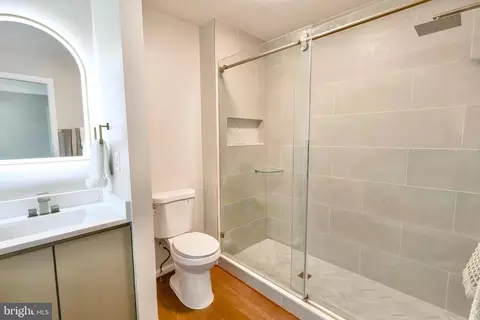 Bath - 2800 Gunarette Way, Silver Spring, MD 20906 photo 3 of 10