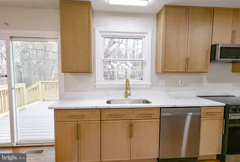 Kitchen - 2800 Gunarette Way, Silver Spring, MD 20906 photo 3 of 6