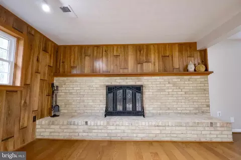 Living - 2800 Gunarette Way, Silver Spring, MD 20906 photo 6 of 7