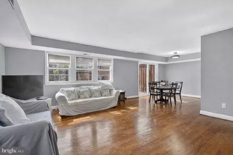 Living - 8545 Geren Rd #23-1, Silver Spring, MD 20901 photo 1 of 2