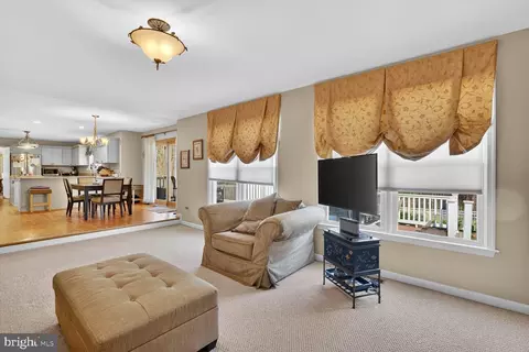 2036 Mayflower Dr, Silver Spring, MD 20905 photo 13