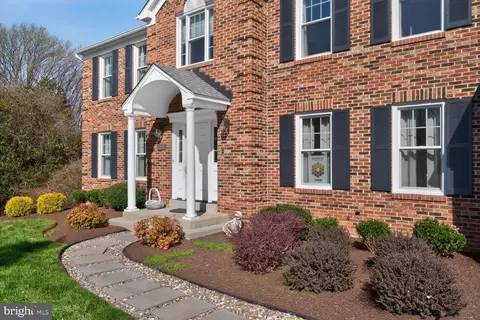 2036 Mayflower Dr, Silver Spring, MD 20905 photo 4