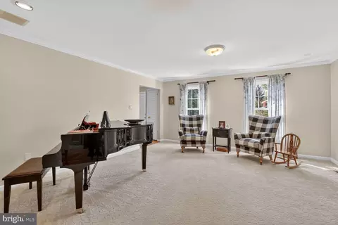 2036 Mayflower Dr, Silver Spring, MD 20905 photo 18