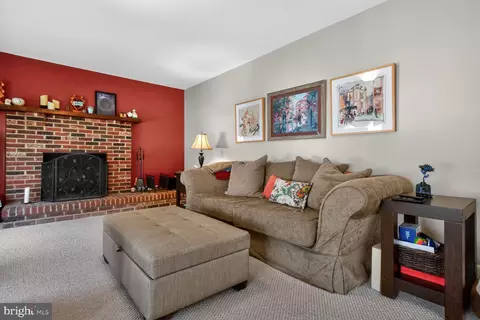 2036 Mayflower Dr, Silver Spring, MD 20905 photo 14
