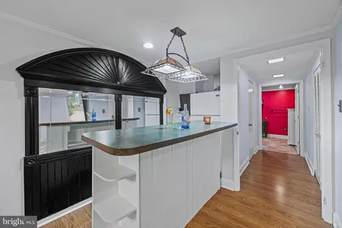 Entry Way - 6 Starlight Ct, Potomac, MD 20854 photo 4 of 4