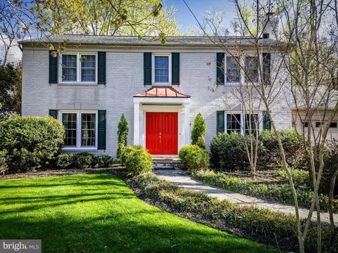 Exterior - 6 Starlight Ct, Potomac, MD 20854 photo 15 of 17