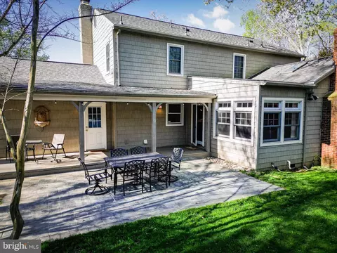 Exterior - 6 Starlight Ct, Potomac, MD 20854 photo 17 of 17