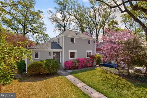 7917 Sleaford Pl, Bethesda, MD 20814