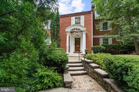 3410 Shepherd St, Chevy Chase, MD 20815