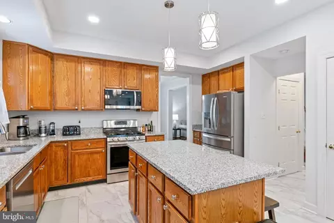 2803 Shadowridge Dr, Olney, MD 20832 photo 9