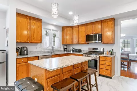 2803 Shadowridge Dr, Olney, MD 20832 photo 8