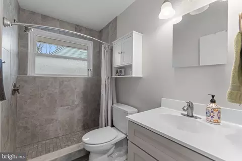 1806 Tilton Dr, Silver Spring, MD 20902 photo 32