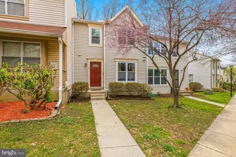 Exterior - 135 Kinsman View Cir, Silver Spring, MD 20901 photo 2 of 5