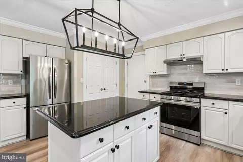 Kitchen - 2425 Hidden Valley Ln, Silver Spring, MD 20904 photo 3 of 3