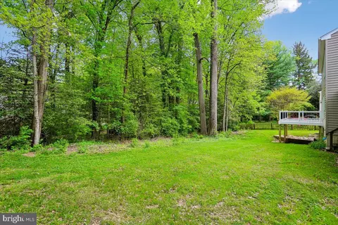 Exterior - 2425 Hidden Valley Ln, Silver Spring, MD 20904 photo 5 of 8