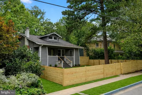 6906 Sycamore Ave, Takoma Park, MD 20912