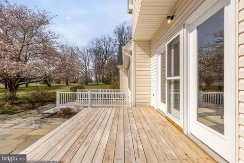 Exterior - 20407 Peach Tree Rd, Dickerson, MD 20842 photo 4 of 6