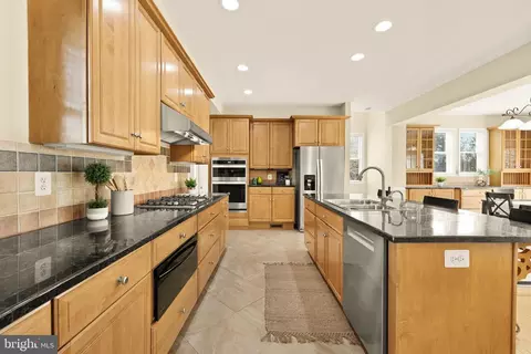 Kitchen - 20407 Peach Tree Rd, Dickerson, MD 20842 photo 1 of 4