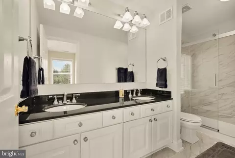 Bath - 20407 Peach Tree Rd, Dickerson, MD 20842 photo 4 of 7