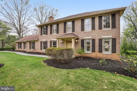 15101 Carrolton Rd, Rockville, MD 20853