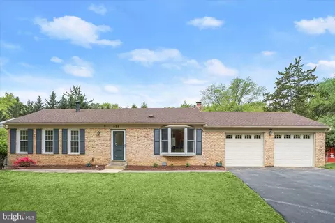 625 Watts Branch Pkwy, Potomac, MD 20854