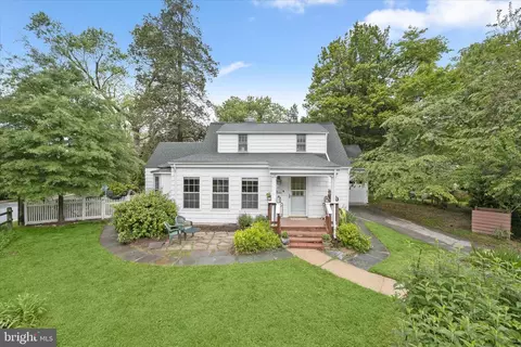 301 Dale Dr, Silver Spring, MD 20910